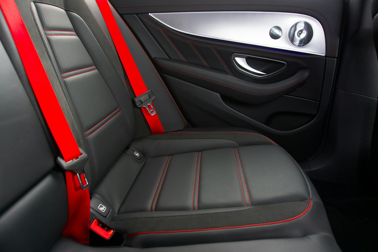 Gekleurde gordels interieur